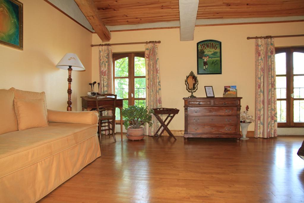 La Pigario Bed & Breakfast Lisle-sur-Tarn Oda fotoğraf